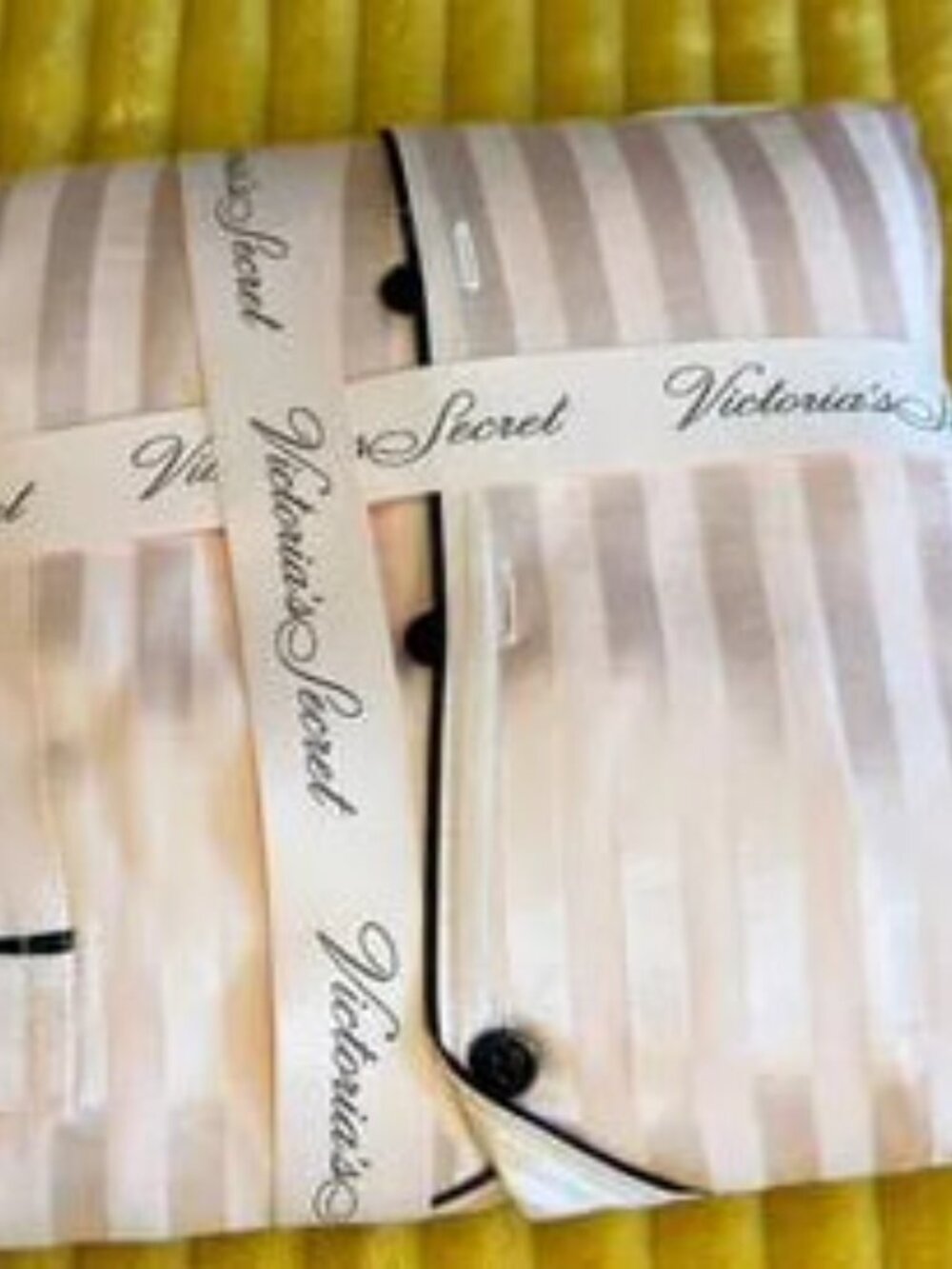 Victoria's Secret Satin Pajama Set Pink Stripe - Picture 2 of 4
